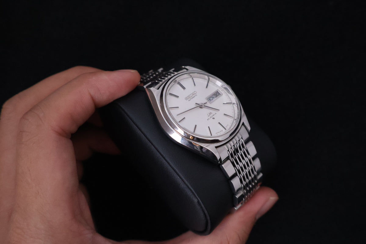 (SERVICED) Rare Vintage 1975 Seiko Lord Matic LM 23 Jewels 5606-8051