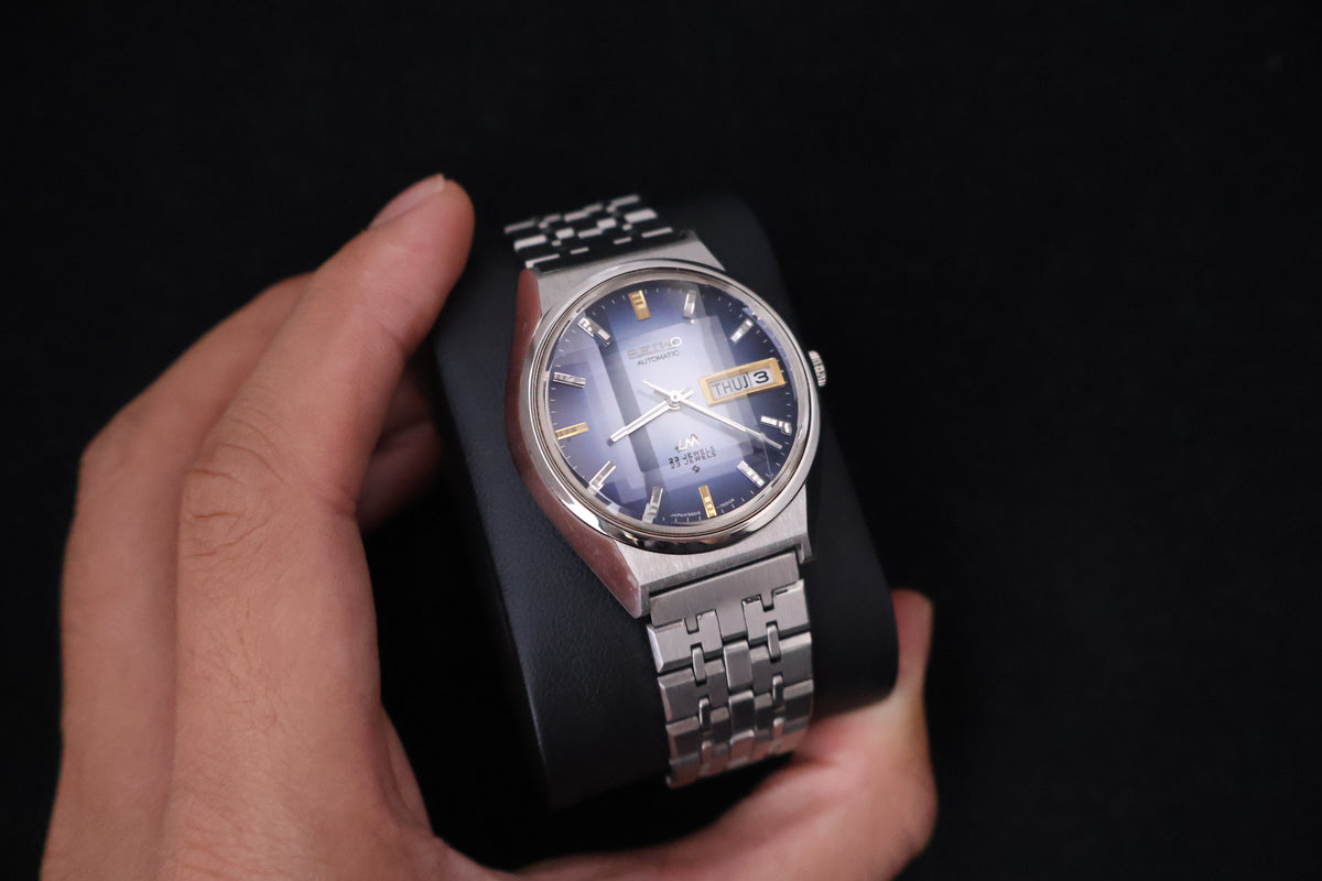 (SERVICED) Rare Vintage 1973  Seiko Lord Matic LM  Blue Faceted 23 Jewels  5606-7310