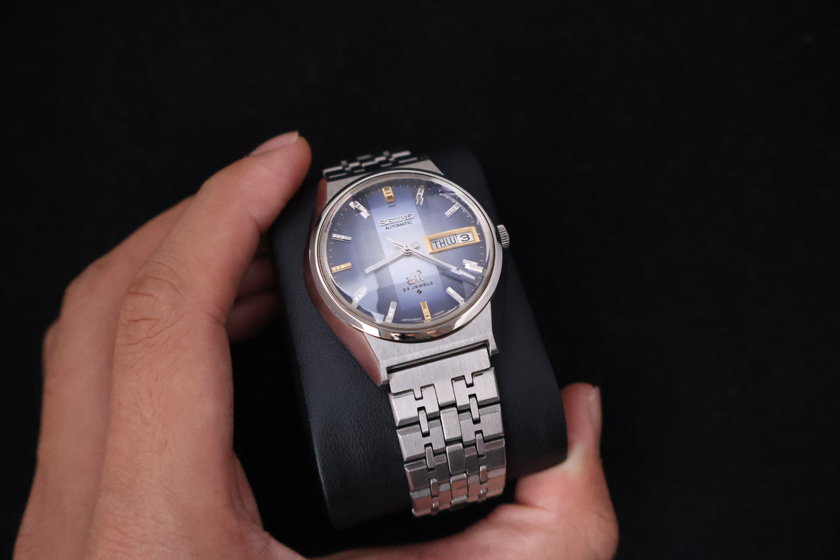 (SERVICED) Rare Vintage 1973  Seiko Lord Matic LM  Blue Faceted 23 Jewels  5606-7310