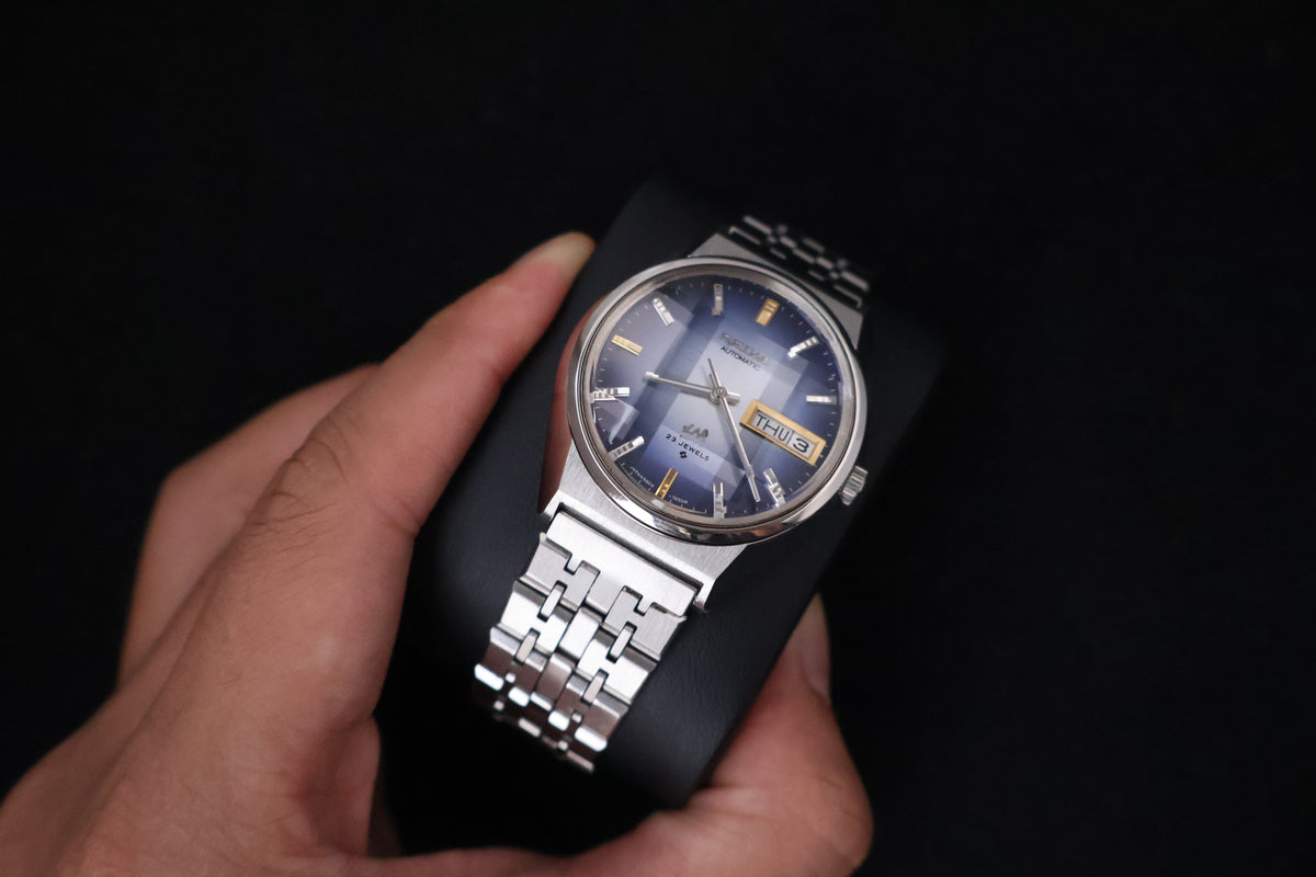 (SERVICED) Rare Vintage 1973  Seiko Lord Matic LM  Blue Faceted 23 Jewels  5606-7310