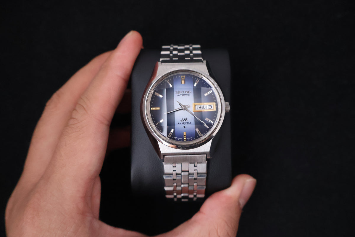 (SERVICED) Rare Vintage 1973  Seiko Lord Matic LM  Blue Faceted 23 Jewels  5606-7310