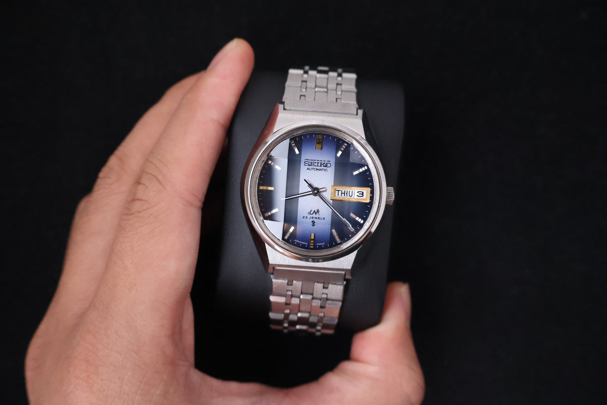 (SERVICED) Rare Vintage 1973  Seiko Lord Matic LM  Blue Faceted 23 Jewels  5606-7310