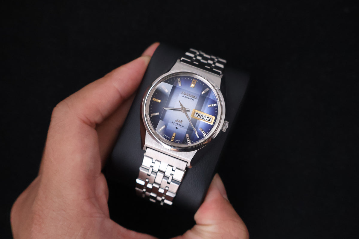 (SERVICED) Rare Vintage 1973  Seiko Lord Matic LM  Blue Faceted 23 Jewels  5606-7310