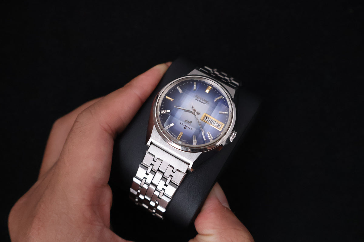 (SERVICED) Rare Vintage 1973  Seiko Lord Matic LM  Blue Faceted 23 Jewels  5606-7310