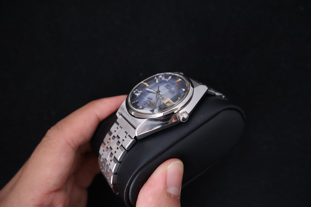 (SERVICED) Rare Vintage 1973  Seiko Lord Matic LM  Blue Faceted 23 Jewels  5606-7310