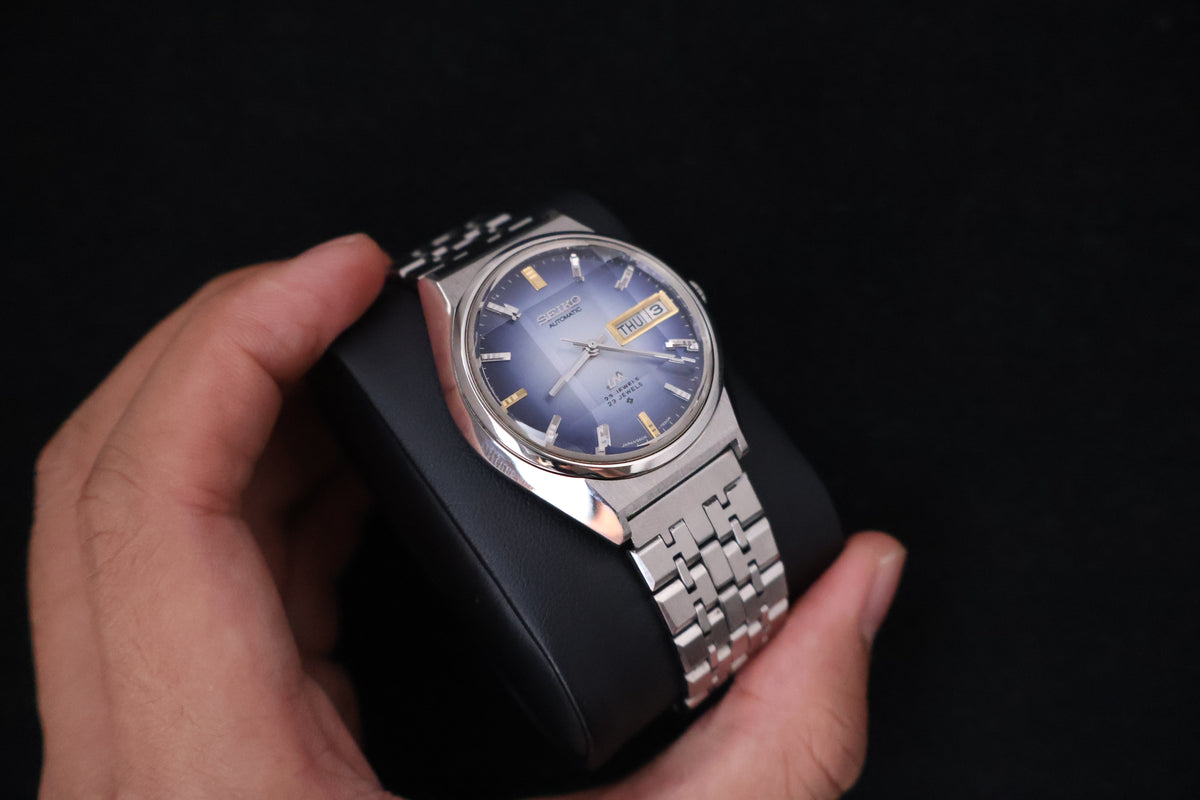 (SERVICED) Rare Vintage 1973  Seiko Lord Matic LM  Blue Faceted 23 Jewels  5606-7310