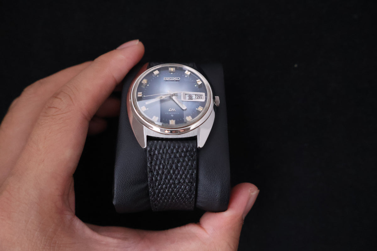(SERVICED) Rare Vintage 1973 Seiko Lord Matic LM Blue Faceted 23 Jewels 5606-7230
