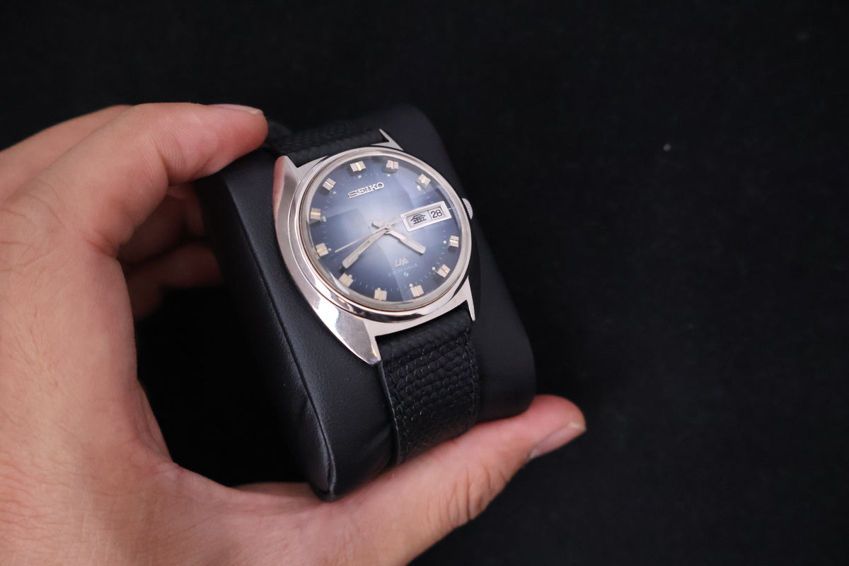 (SERVICED) Rare Vintage 1973 Seiko Lord Matic LM Blue Faceted 23 Jewels 5606-7230