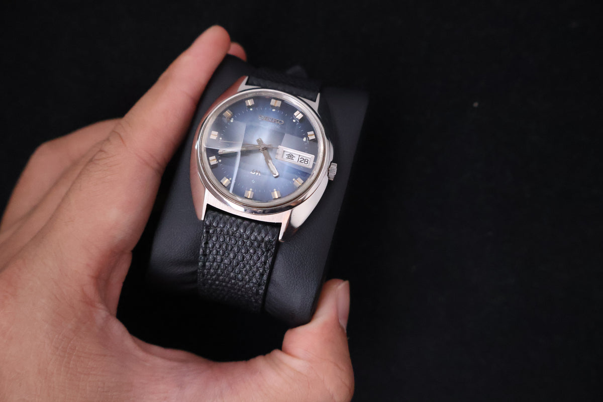 (SERVICED) Rare Vintage 1973 Seiko Lord Matic LM Blue Faceted 23 Jewels 5606-7230