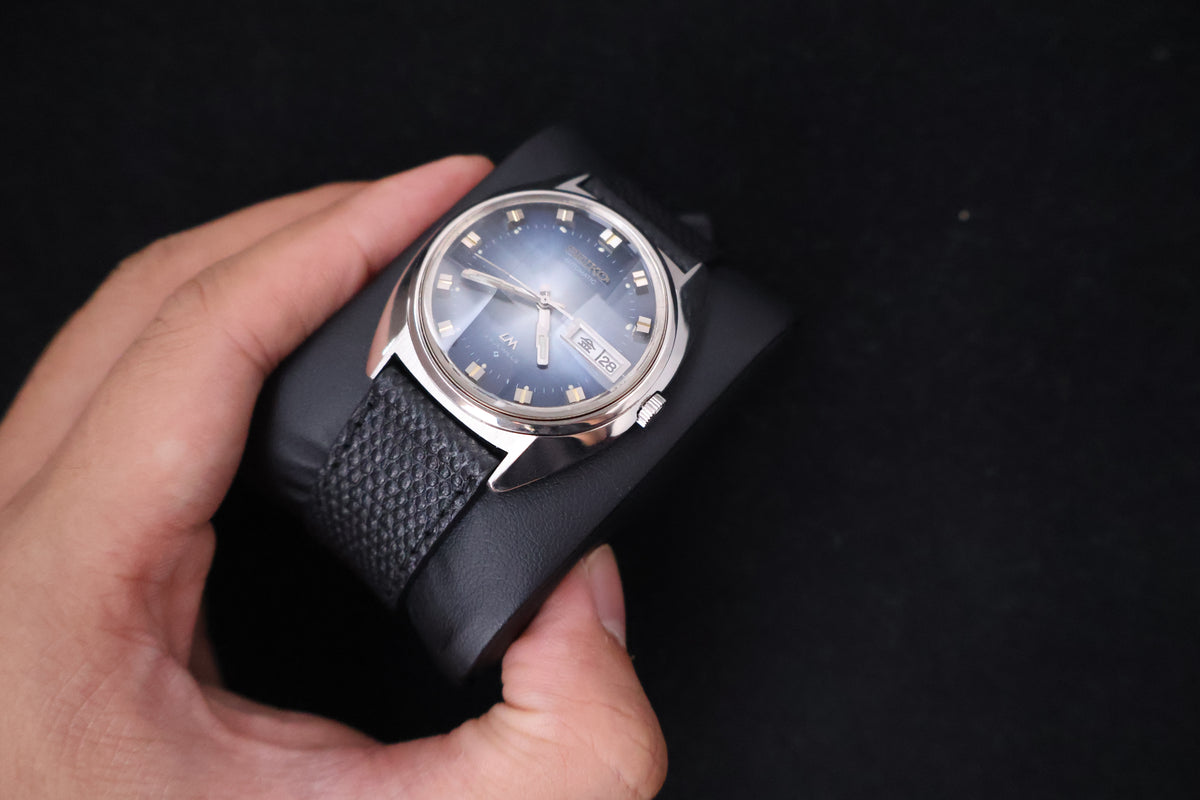 (SERVICED) Rare Vintage 1973 Seiko Lord Matic LM Blue Faceted 23 Jewels 5606-7230