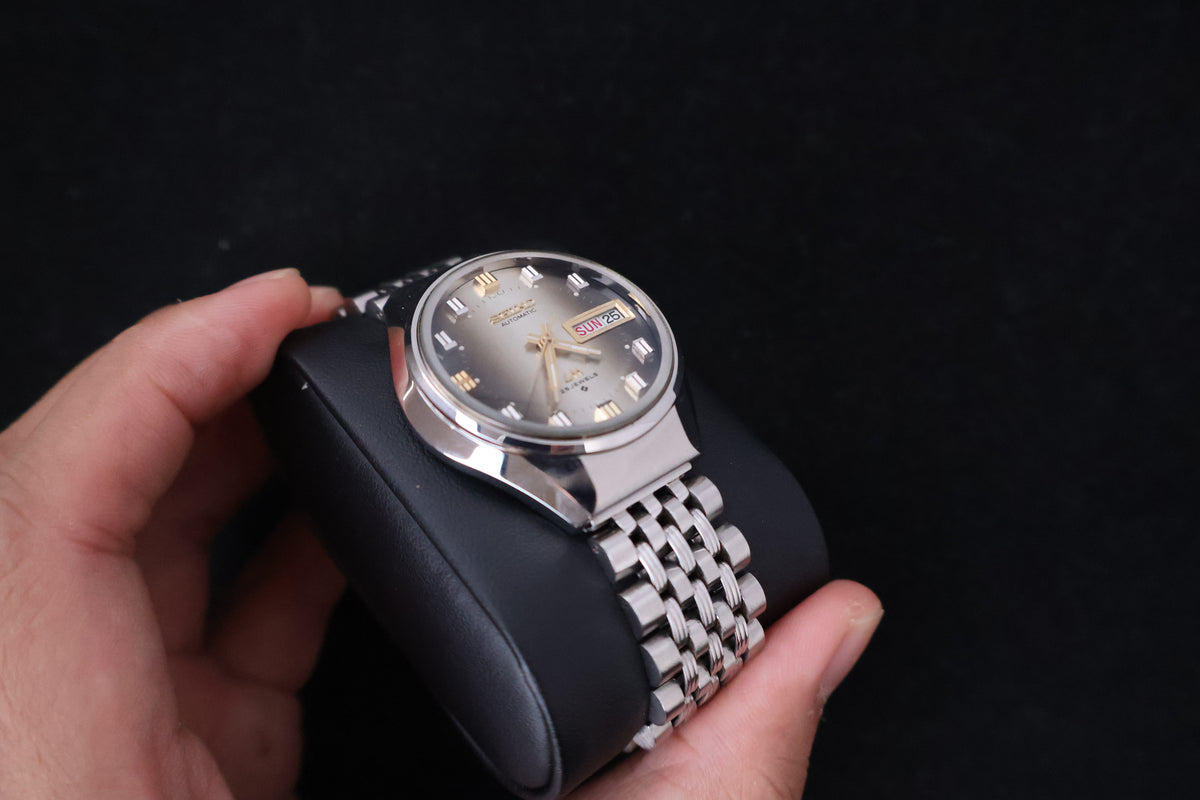 (SERVICED) Rare Vintage 1973 Seiko Lord Matic LM 25 Jewels 5606-7290