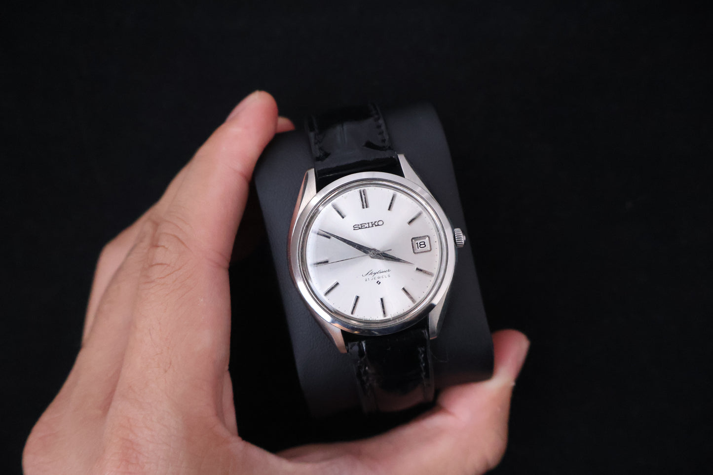 (SERVICED) Rare Vintage 1969 Seiko Skyliner 21 Jewels Hand-Winding 6102-8000