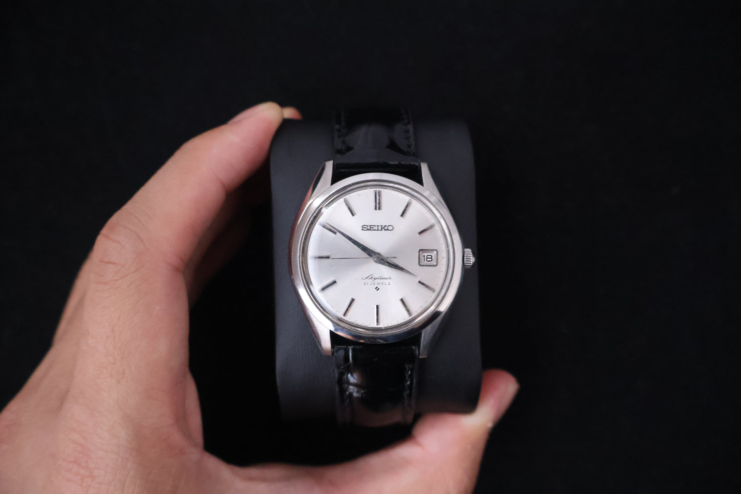 (SERVICED) Rare Vintage 1969 Seiko Skyliner 21 Jewels Hand-Winding 6102-8000