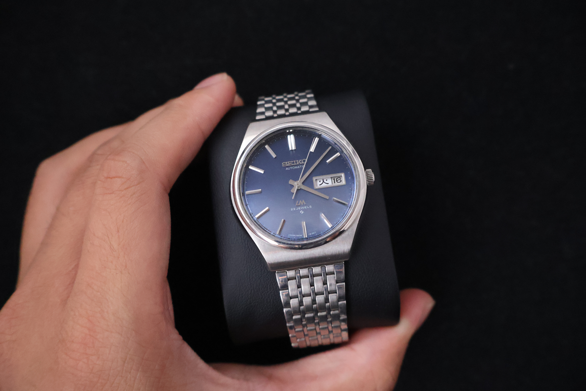 (SERVICED) Rare Vintage 1975 Seiko Lord Matic Blue Dial 23 Jewels 5606-8090