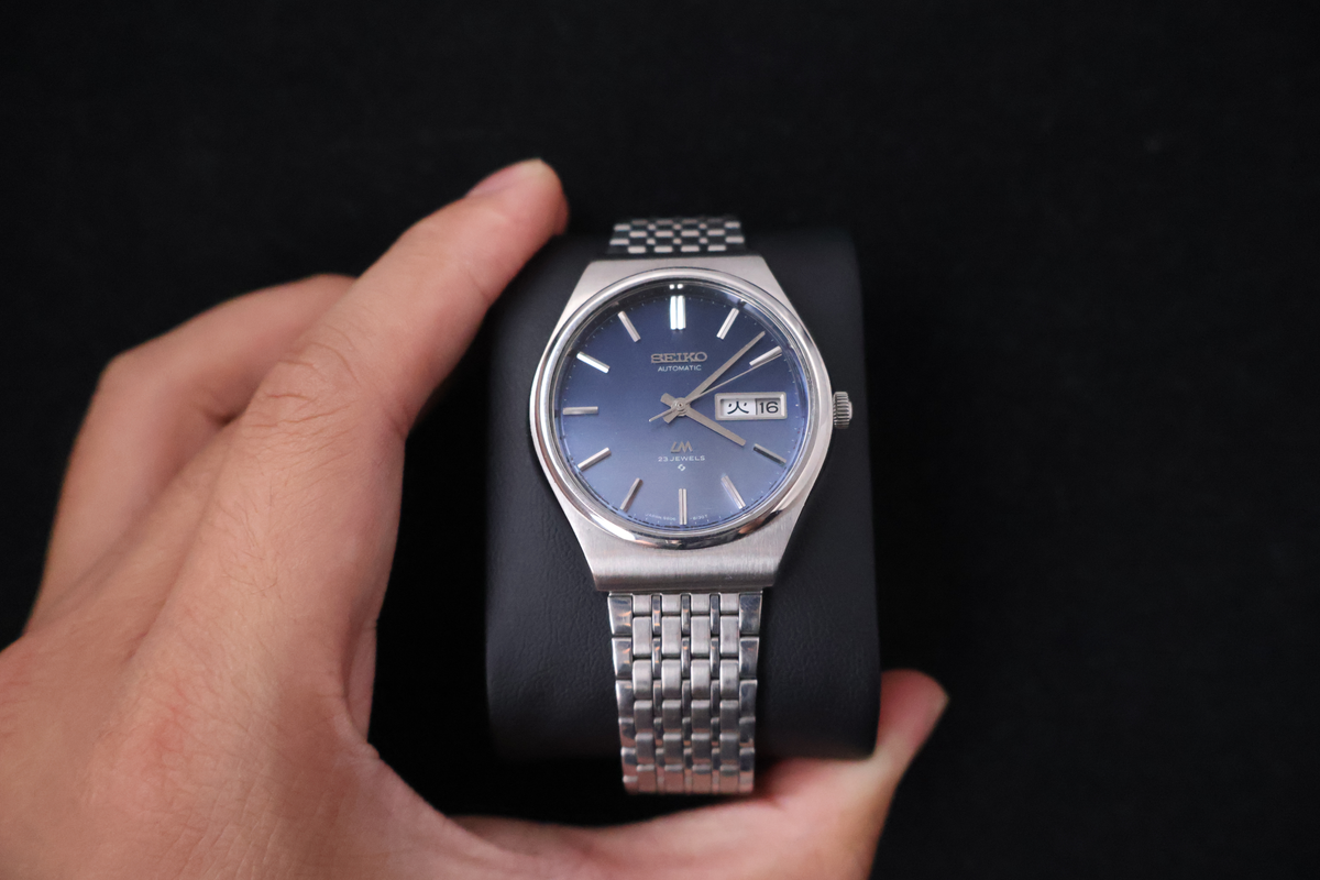 (SERVICED) Rare Vintage 1975 Seiko Lord Matic Blue Dial 23 Jewels 5606-8090