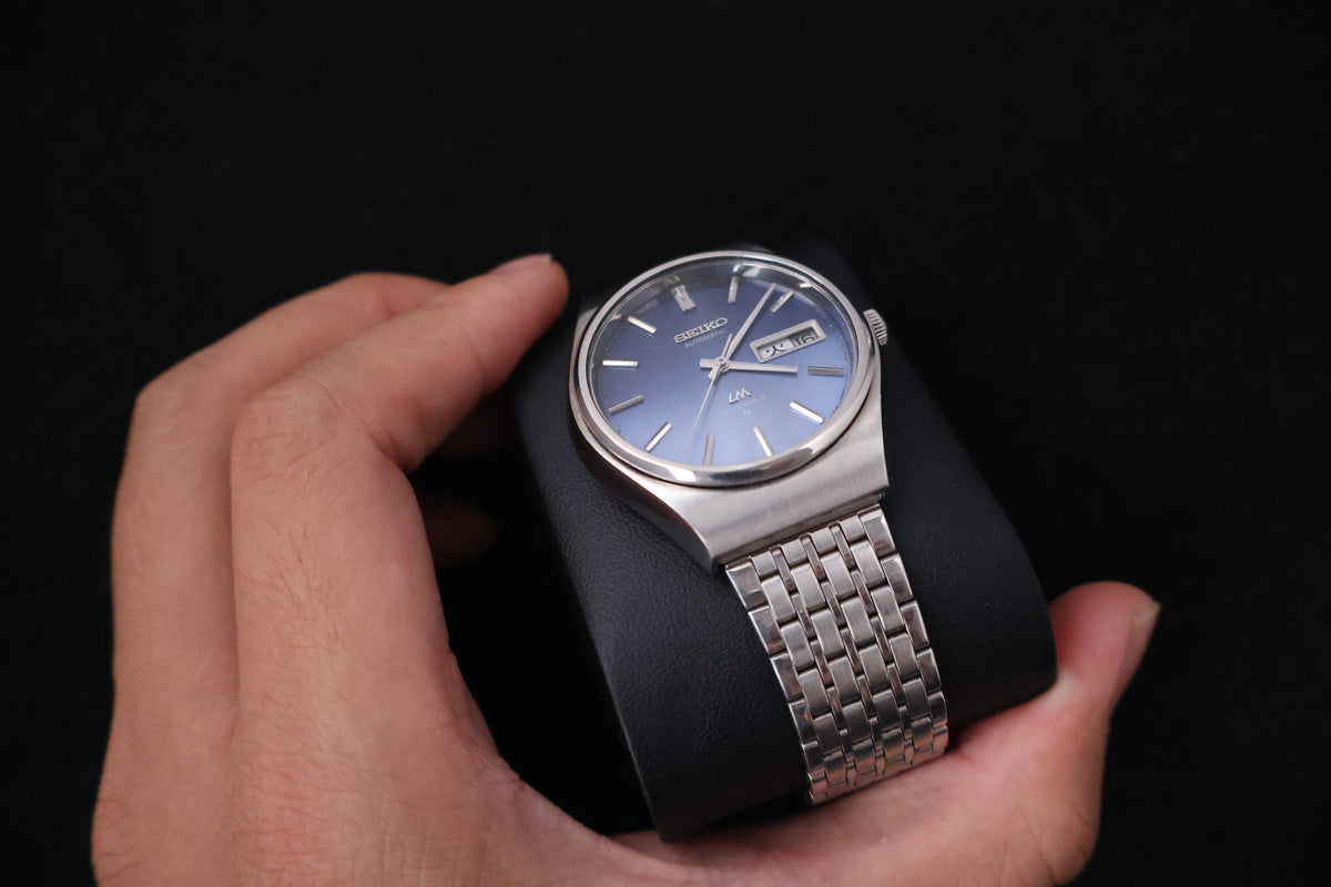 (SERVICED) Rare Vintage 1975 Seiko Lord Matic Blue Dial 23 Jewels 5606-8090