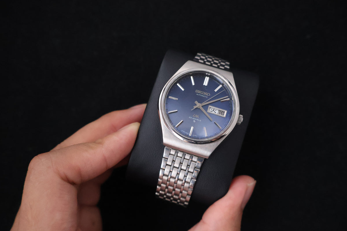 (SERVICED) Rare Vintage 1975 Seiko Lord Matic Blue Dial 23 Jewels 5606-8090