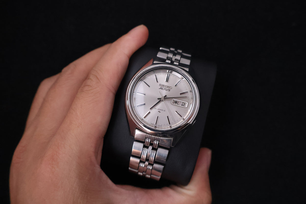 (SERVICED) Rare Vintage 1972 Seiko Actus Silver Sunburst 21 Jewels 7019-7060