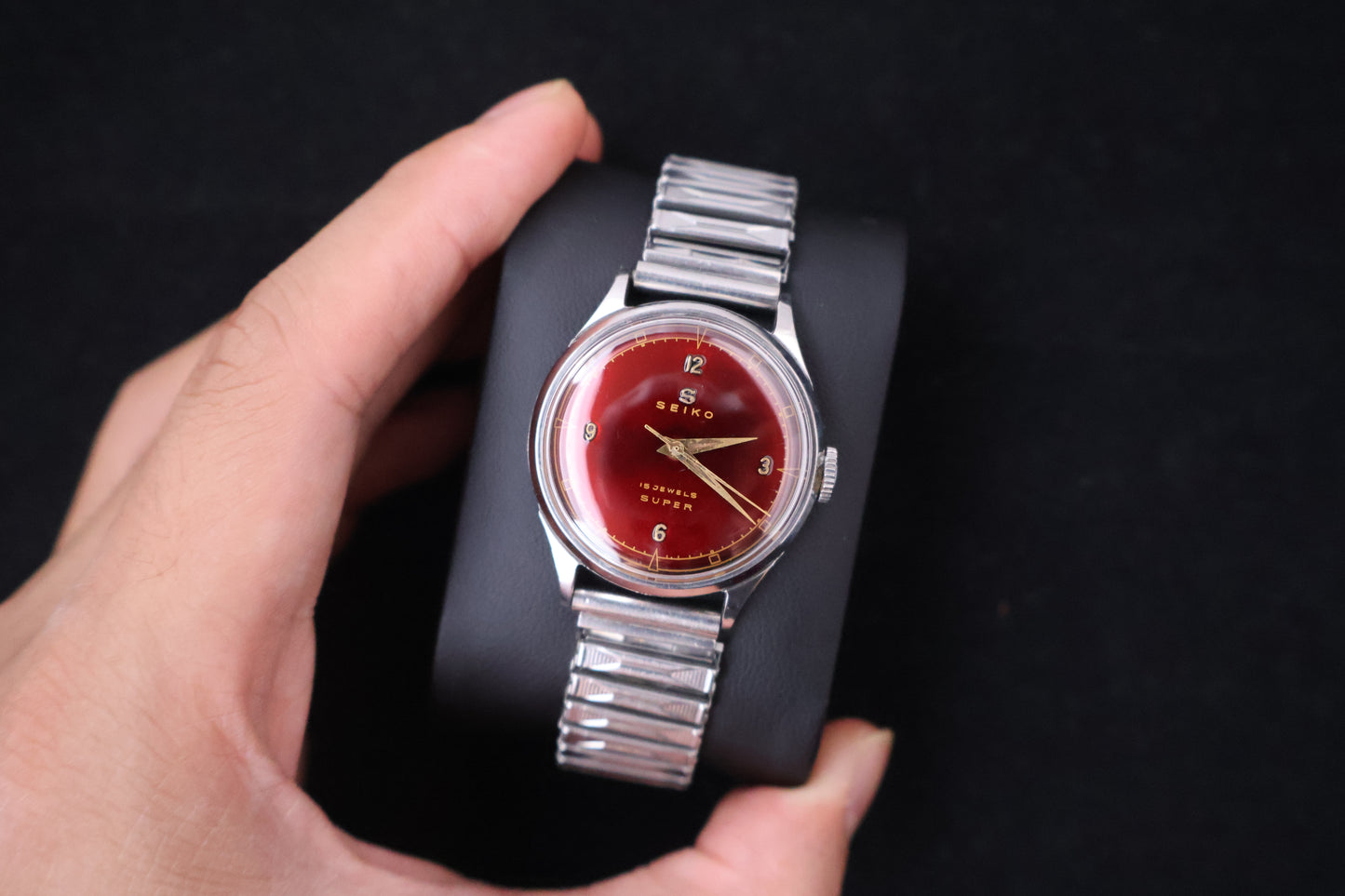 (SERVICED) Rare Vintage 1955 Seiko Super Red Dial Seikosha 15 Jewels - S13005