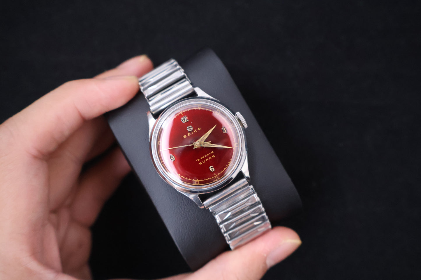 (SERVICED) Rare Vintage 1955 Seiko Super Red Dial Seikosha 15 Jewels - S13005