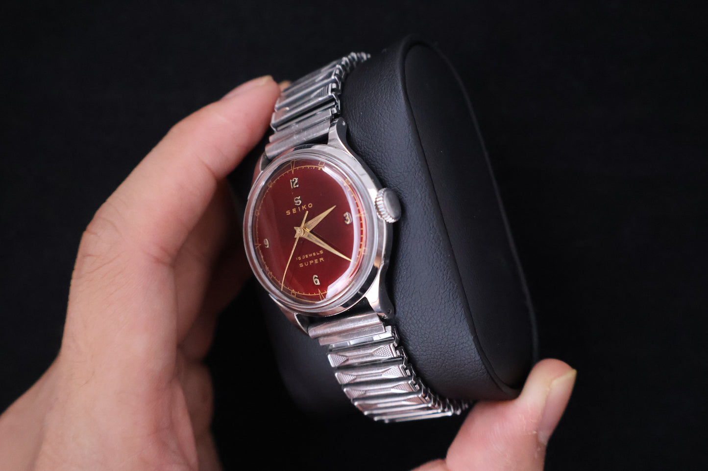 (SERVICED) Rare Vintage 1955 Seiko Super Red Dial Seikosha 15 Jewels - S13005