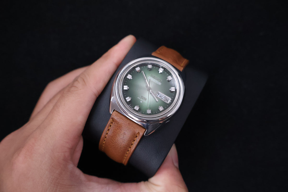 (SERVICED) Rare Vintage 1975 Seiko 5 Actus SS Emerald Green 23 Jewels 6106-8670