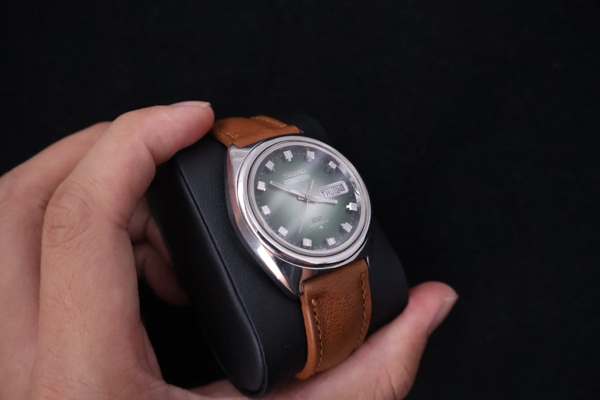 (SERVICED) Rare Vintage 1975 Seiko 5 Actus SS Emerald Green 23 Jewels 6106-8670