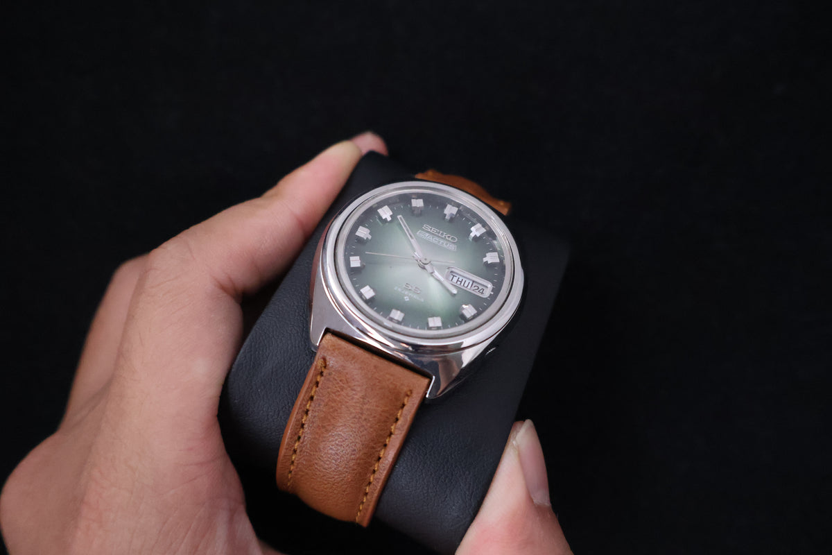 (SERVICED) Rare Vintage 1975 Seiko 5 Actus SS Emerald Green 23 Jewels 6106-8670