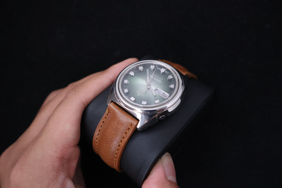 (SERVICED) Rare Vintage 1975 Seiko 5 Actus SS Emerald Green 23 Jewels 6106-8670