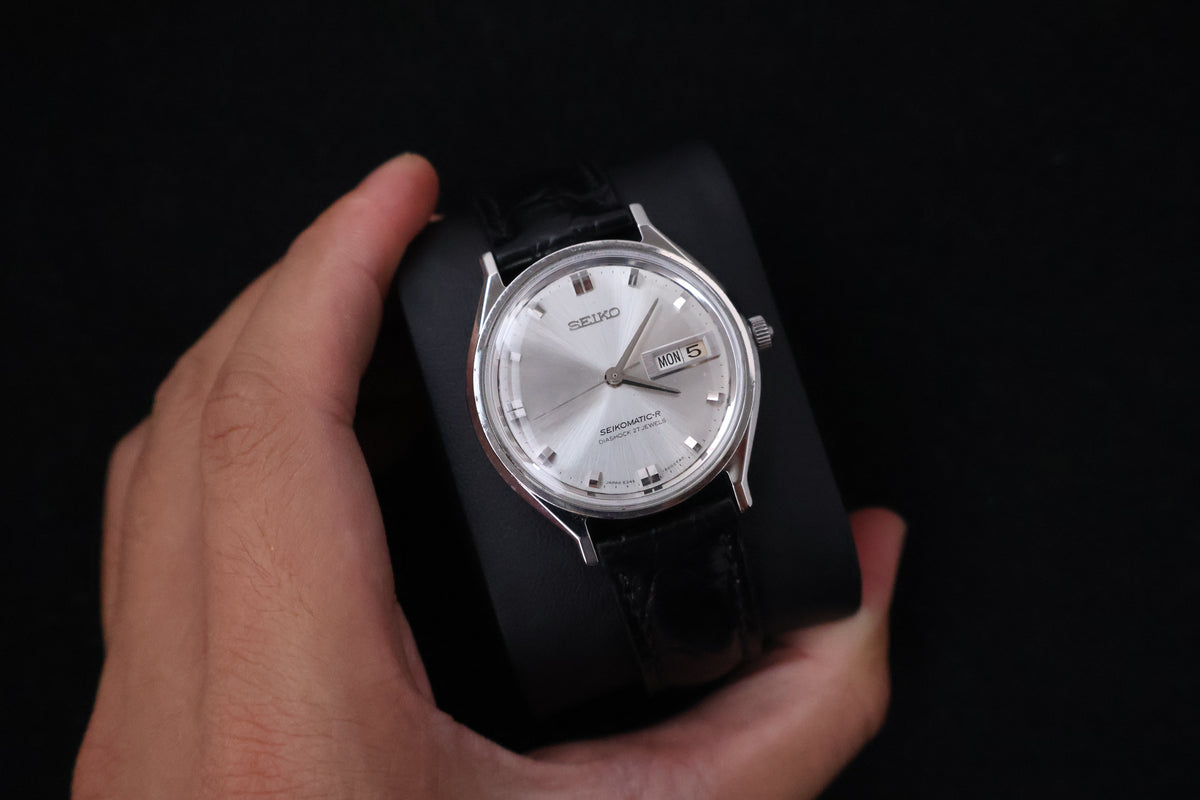 (SERVICED) Rare Vintage 1966 Seiko Seikomatic-R Silver Sunburst 30 Jewels 8346-8000