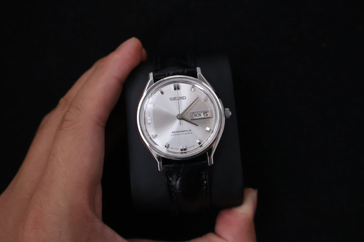 (SERVICED) Rare Vintage 1966 Seiko Seikomatic-R Silver Sunburst 30 Jewels 8346-8000