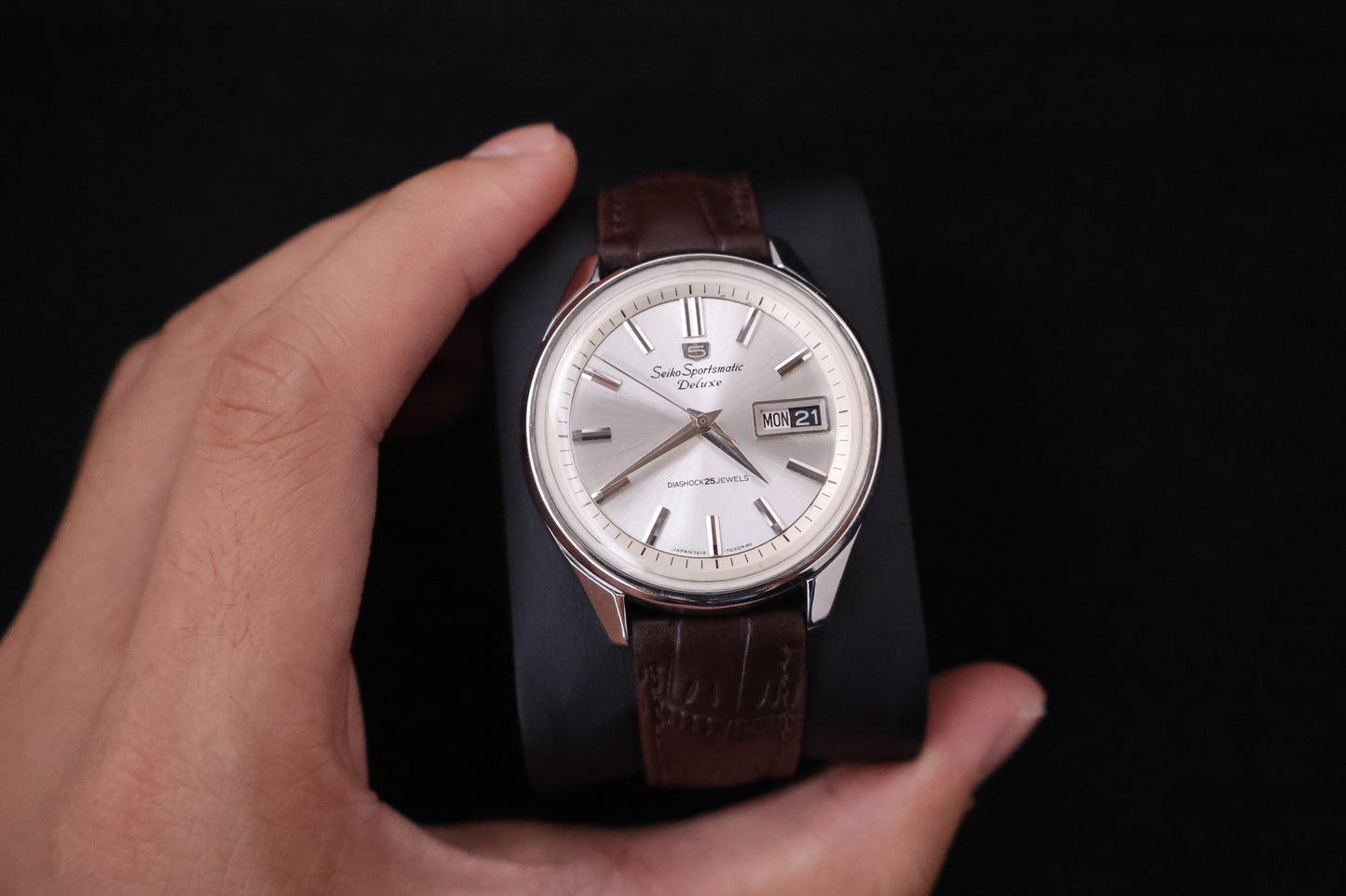 (SERVICED) Rare Vintage 1966 Seiko 5 Sportsmatic Deluxe Diashock 25 Jewels 7619-7060