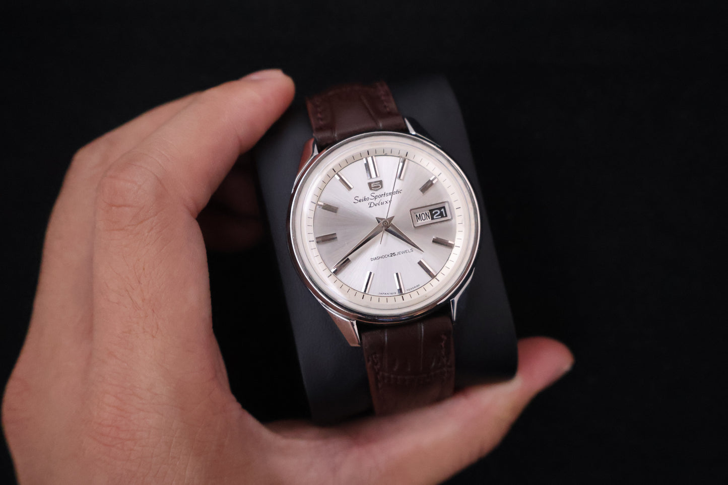 (SERVICED) Rare Vintage 1966 Seiko 5 Sportsmatic Deluxe Diashock 25 Jewels 7619-7060
