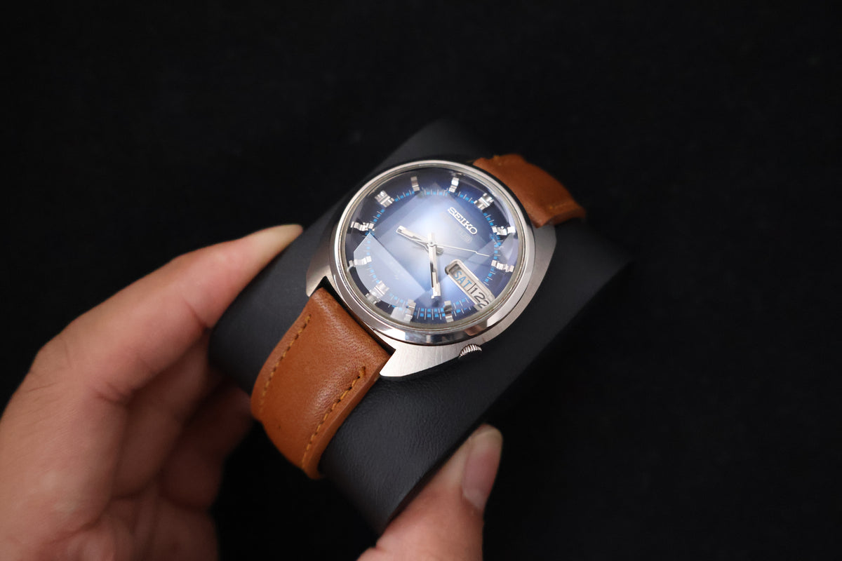 (SERVICED) Rare Vintage 1972 Seiko 5 Actus Blue Faceted 21 Jewels 7019-7210