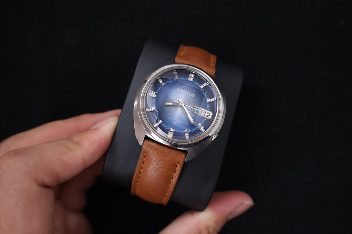 (SERVICED) Rare Vintage 1972 Seiko 5 Actus Blue Faceted 21 Jewels 7019-7210