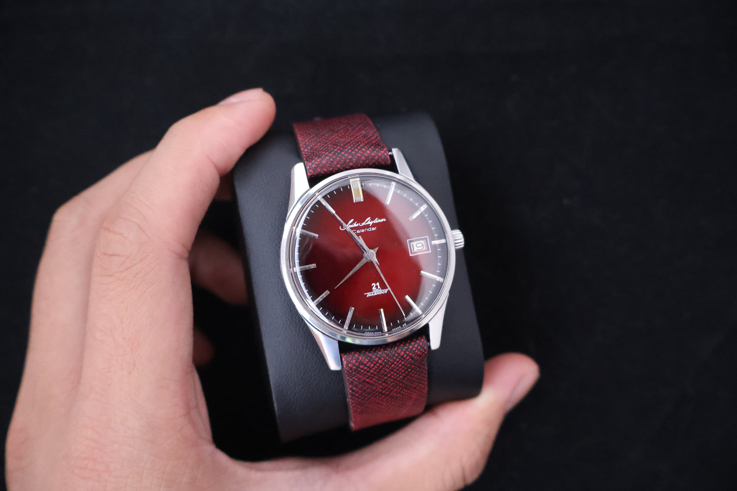 (SERVICED) Rare Vintage 1964 Seiko Skyliner Calendar Burgundy Dial 21 Jewels Ref. J15019