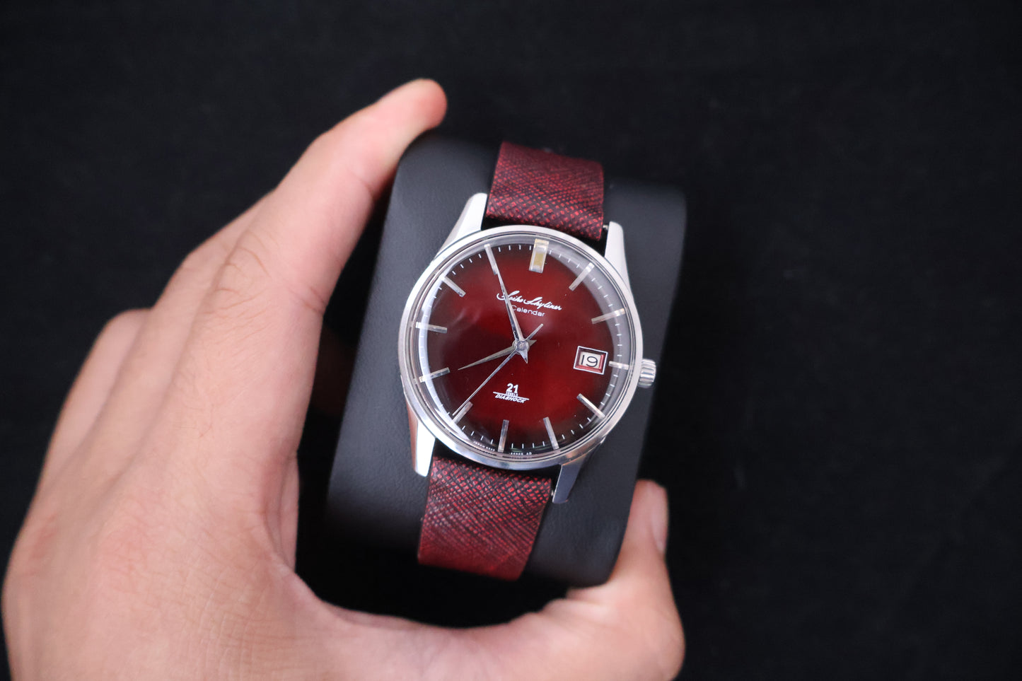 (SERVICED) Rare Vintage 1964 Seiko Skyliner Calendar Burgundy Dial 21 Jewels Ref. J15019