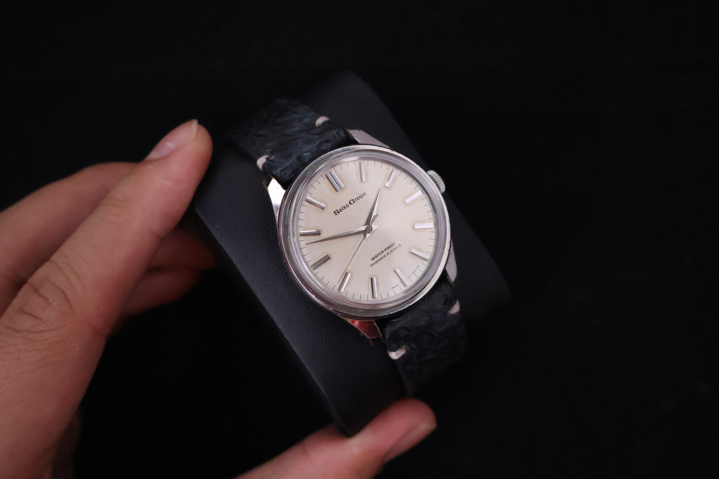 (SERVICED) Rare Vintage 1964 Seiko Crown Diashock 21 Jewels - 57-8000