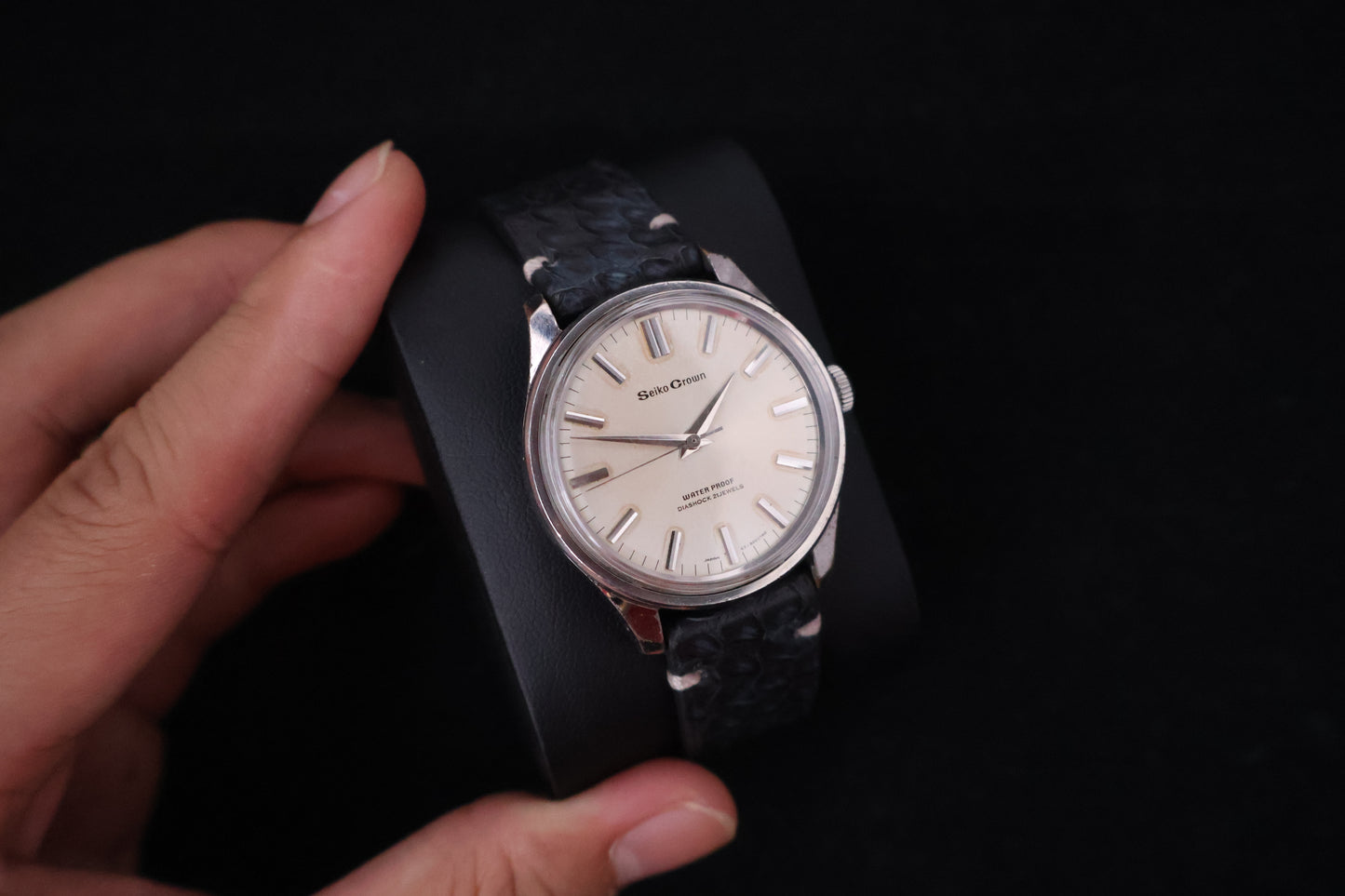 (SERVICED) Rare Vintage 1964 Seiko Crown Diashock 21 Jewels - 57-8000