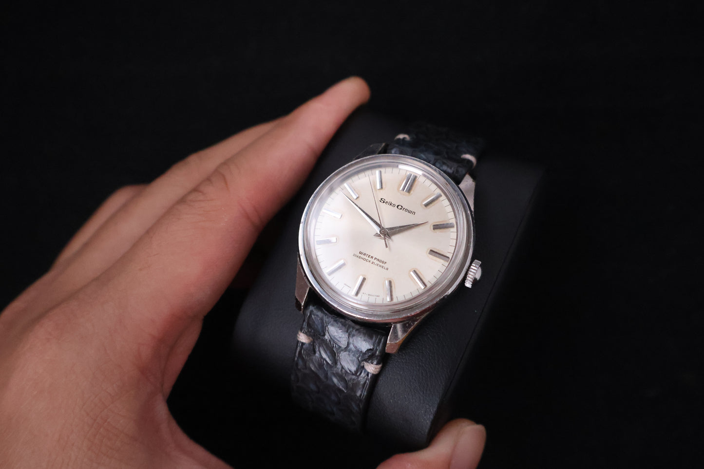 (SERVICED) Rare Vintage 1964 Seiko Crown Diashock 21 Jewels - 57-8000