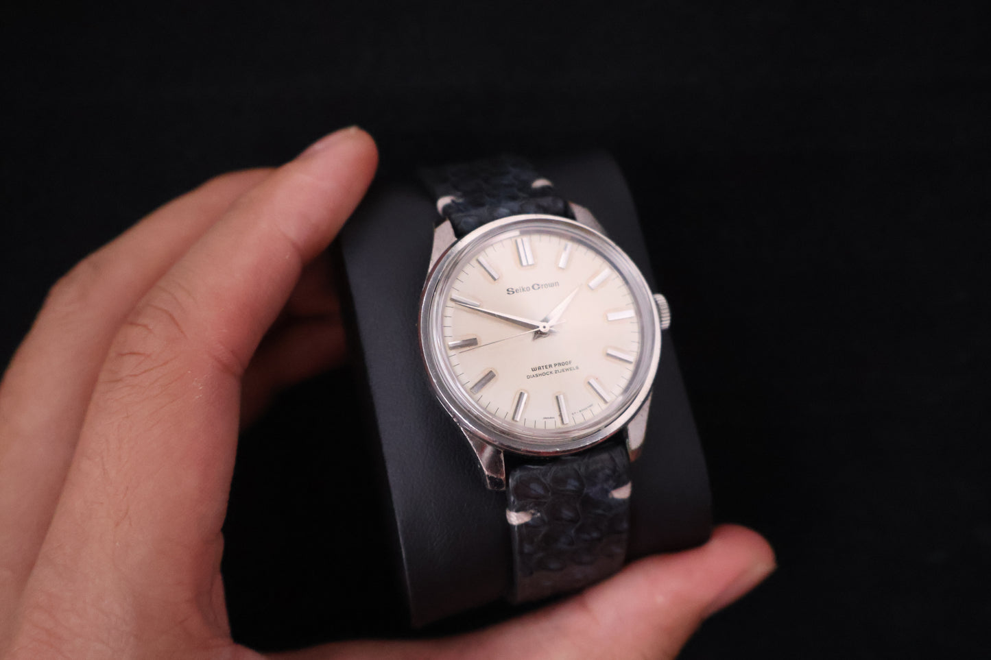 (SERVICED) Rare Vintage 1964 Seiko Crown Diashock 21 Jewels - 57-8000