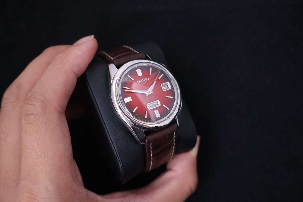 (SERVICED) Rare Vintage 1965 Seiko Seikomatic Weekdater Red Dial 26 Jewels 6206-8100