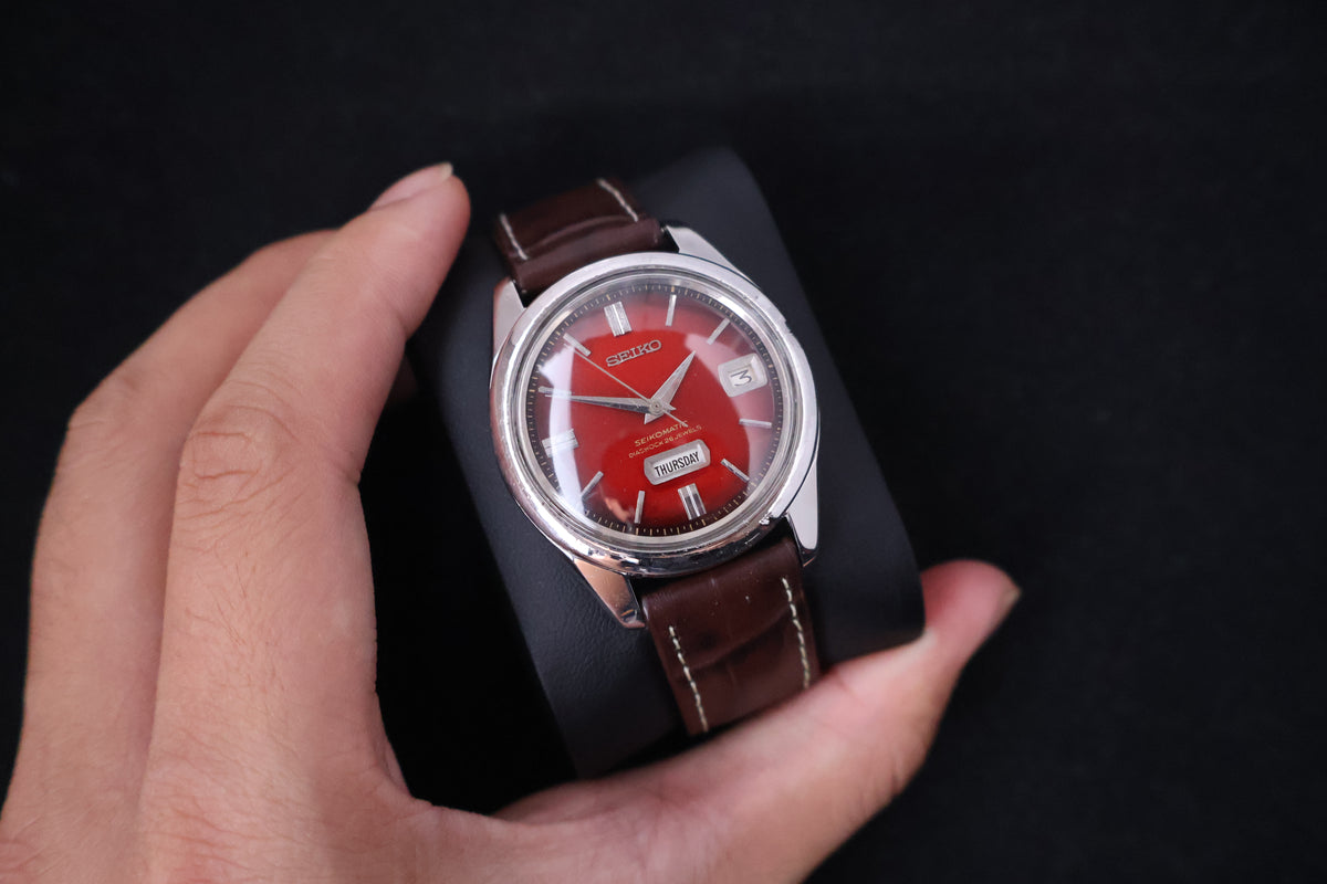 (SERVICED) Rare Vintage 1965 Seiko Seikomatic Weekdater Red Dial 26 Jewels 6206-8100