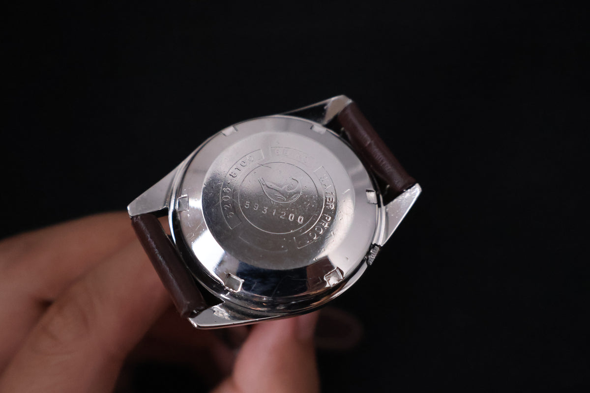 (SERVICED) Rare Vintage 1965 Seiko Seikomatic Weekdater Red Dial 26 Jewels 6206-8100