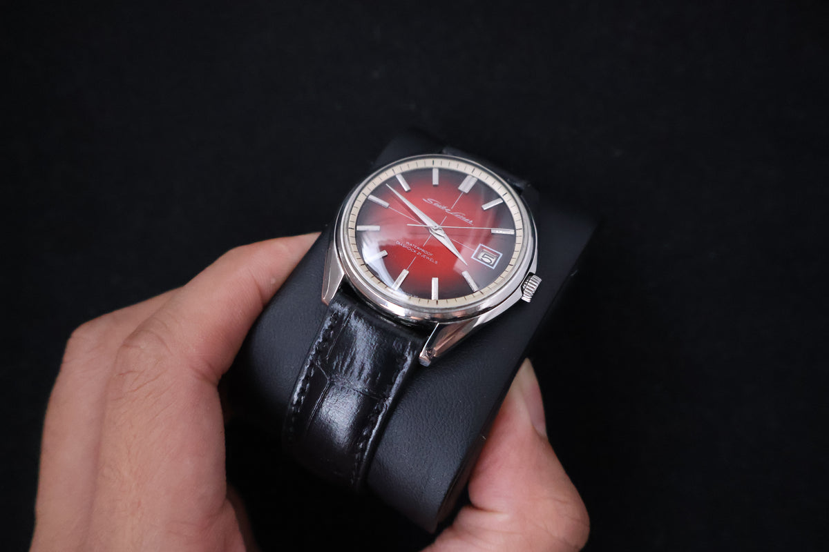 (SERVICED) Rare Vintage 1966 Seiko Skyliner Red Dial 21 Jewels 6222-8000
