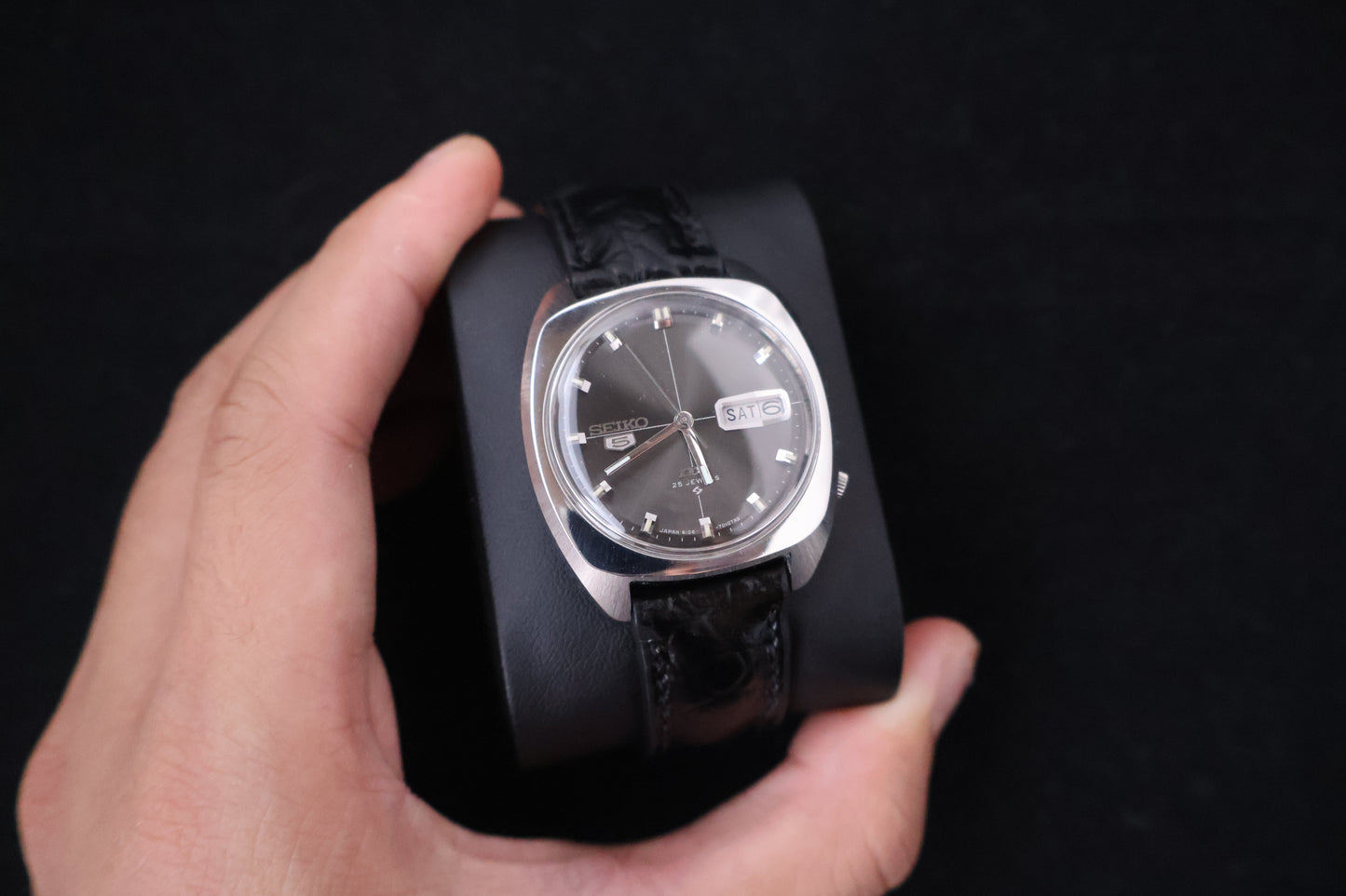 (SERVICED) Rare Vintage 1967 Seiko 5 DX Deluxe 25 Jewels 6106-7010