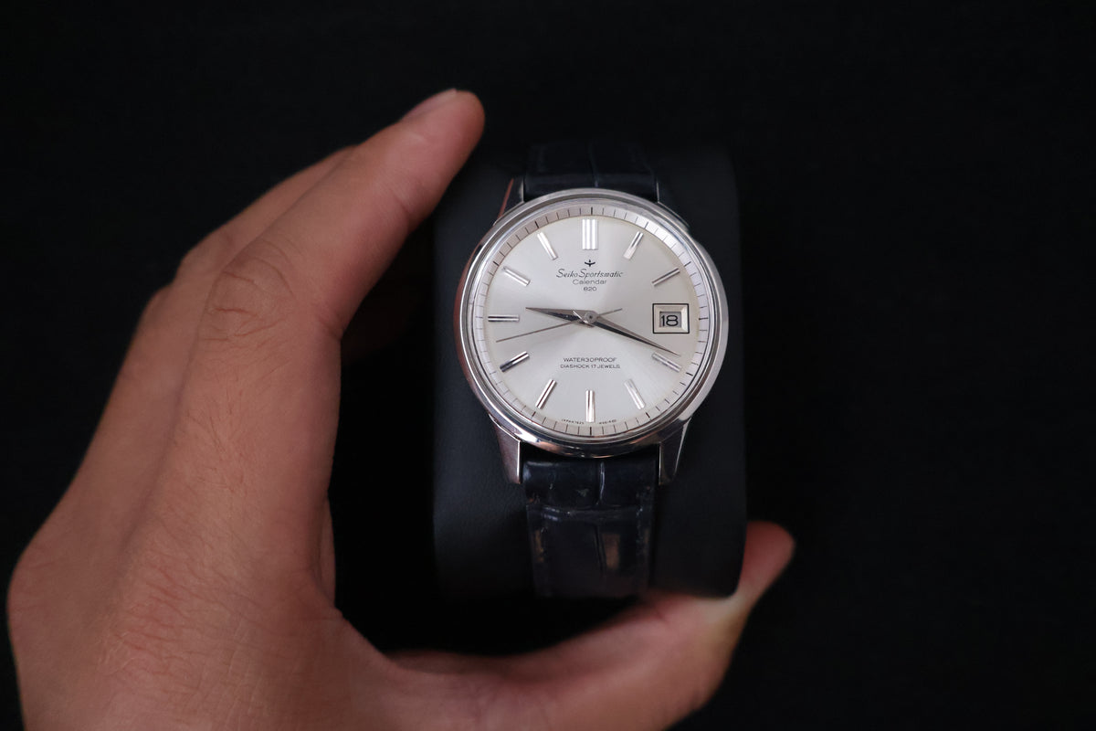 (SERVICED) Rare Vintage 1965 Seiko Sportsmatic Calendar 820 17 Jewels 7625-8961