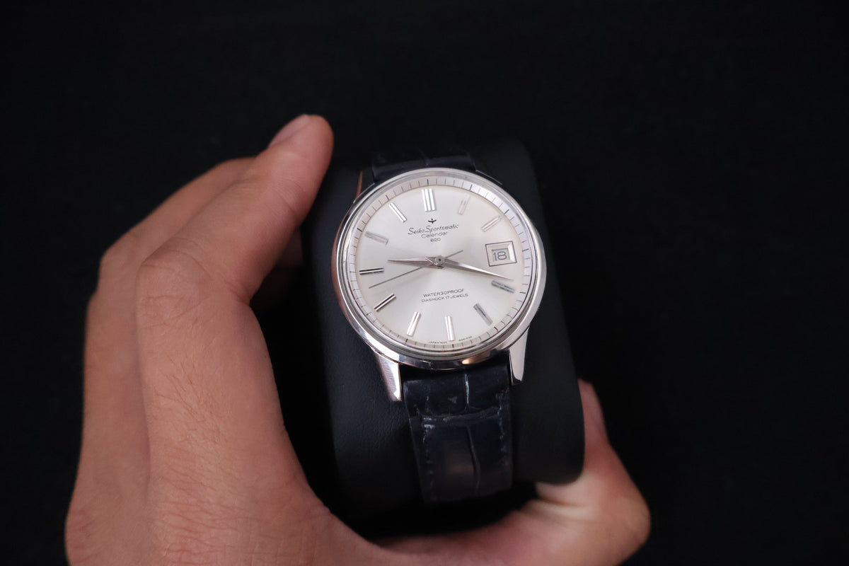 (SERVICED) Rare Vintage 1965 Seiko Sportsmatic Calendar 820 17 Jewels 7625-8961