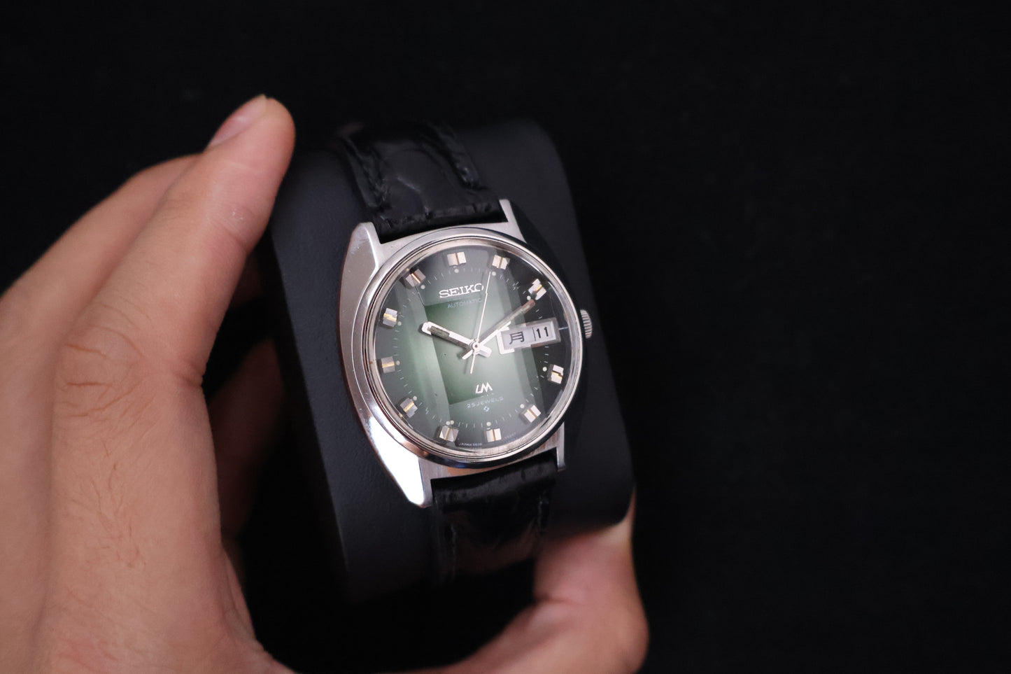 (SERVICED) Rare Vintage 1972 Seiko Lord Matic Emerald Faceted 25 Jewels 5606-7230