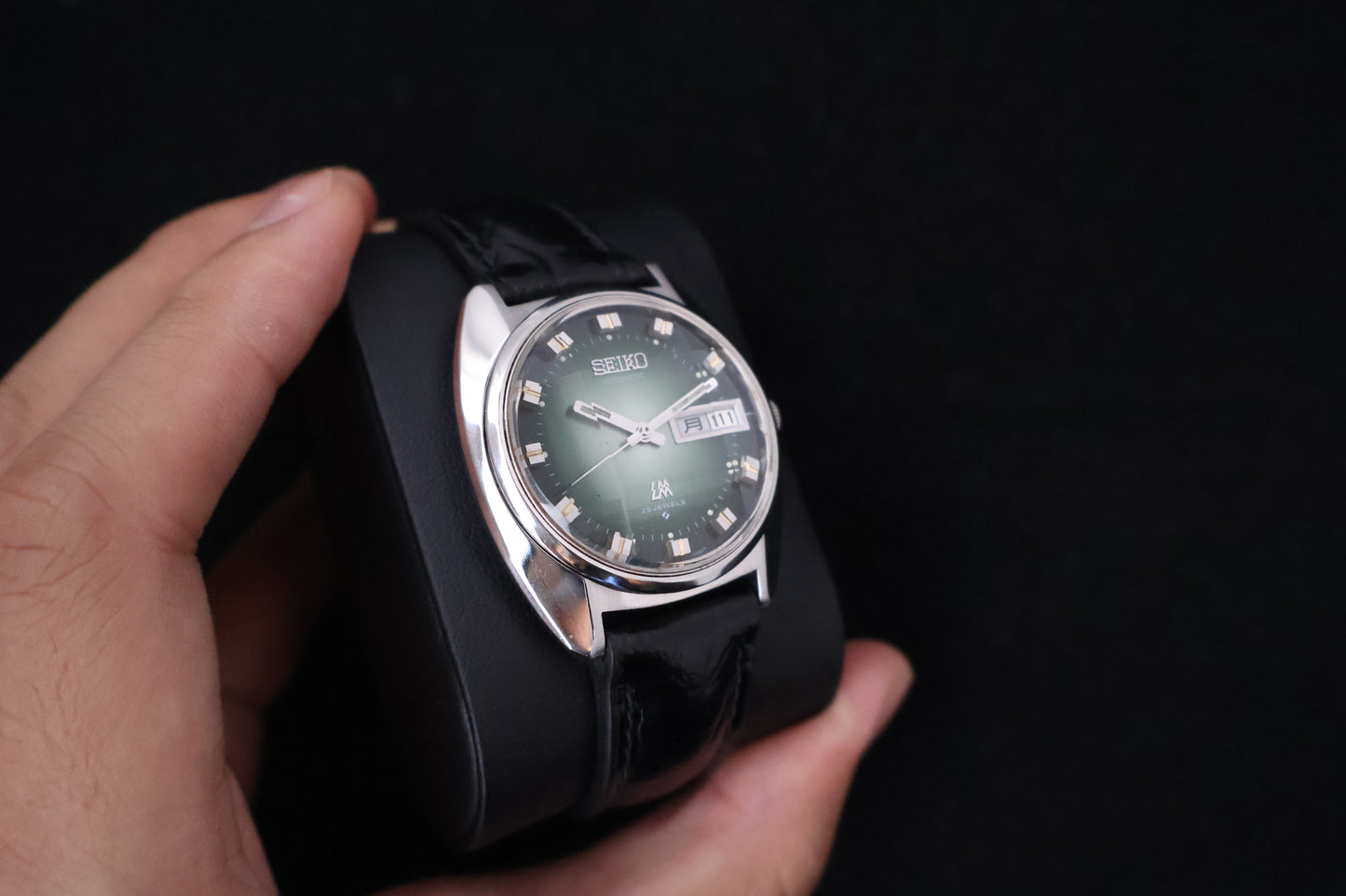 (SERVICED) Rare Vintage 1972 Seiko Lord Matic Emerald Faceted 25 Jewels 5606-7230